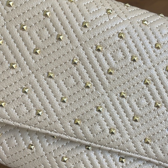 NEW INC Vachetta Crossbody Clutch Handbag Purse Tan wGold Accent Removable strap - Picture 16 of 17